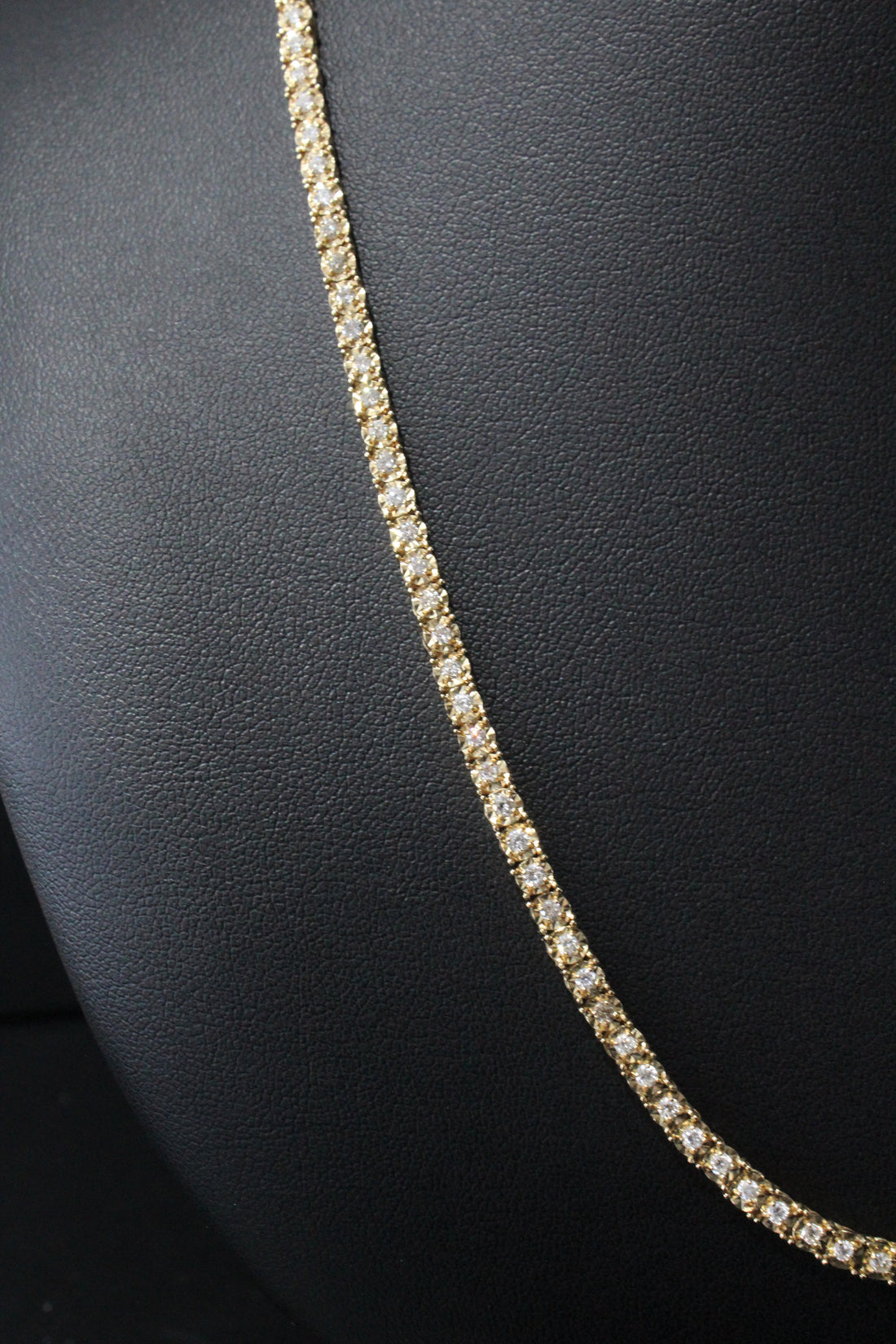 YG Diamond Tennis Chain 14K 26.4g