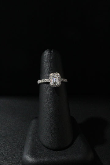 WG Lab Grown Diamond Ring VVS2 F 1.03