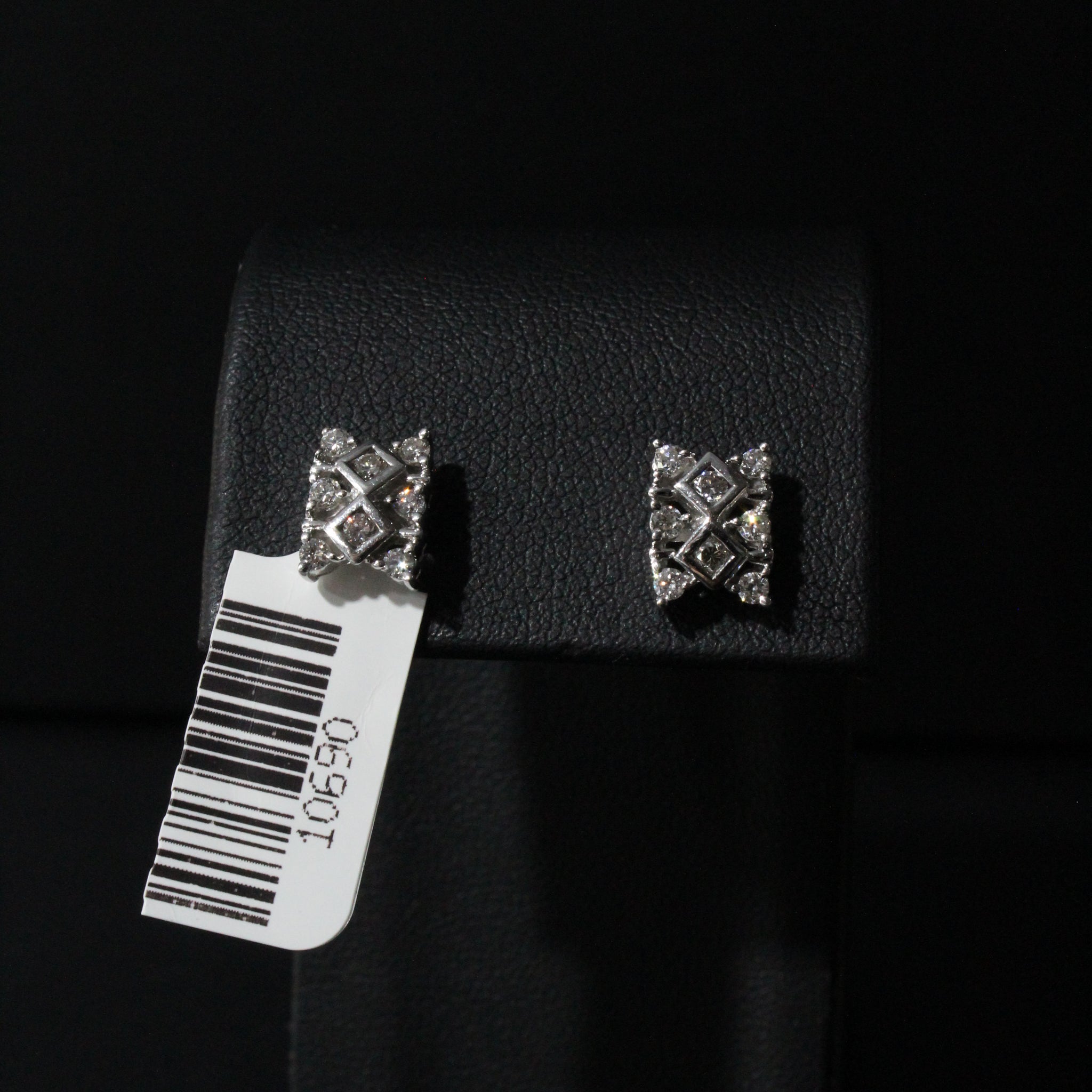 WG 18K Diamond Earrings 3.2g