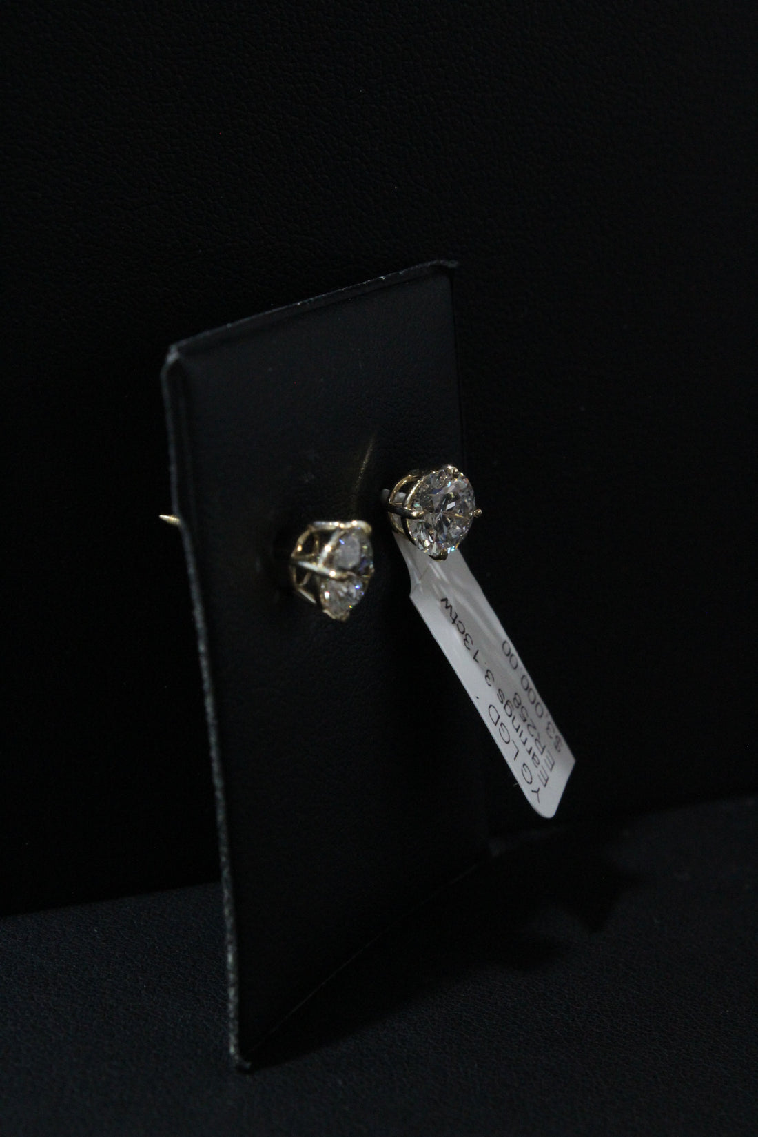 YG LGD Earrings 3.13ctw ER258