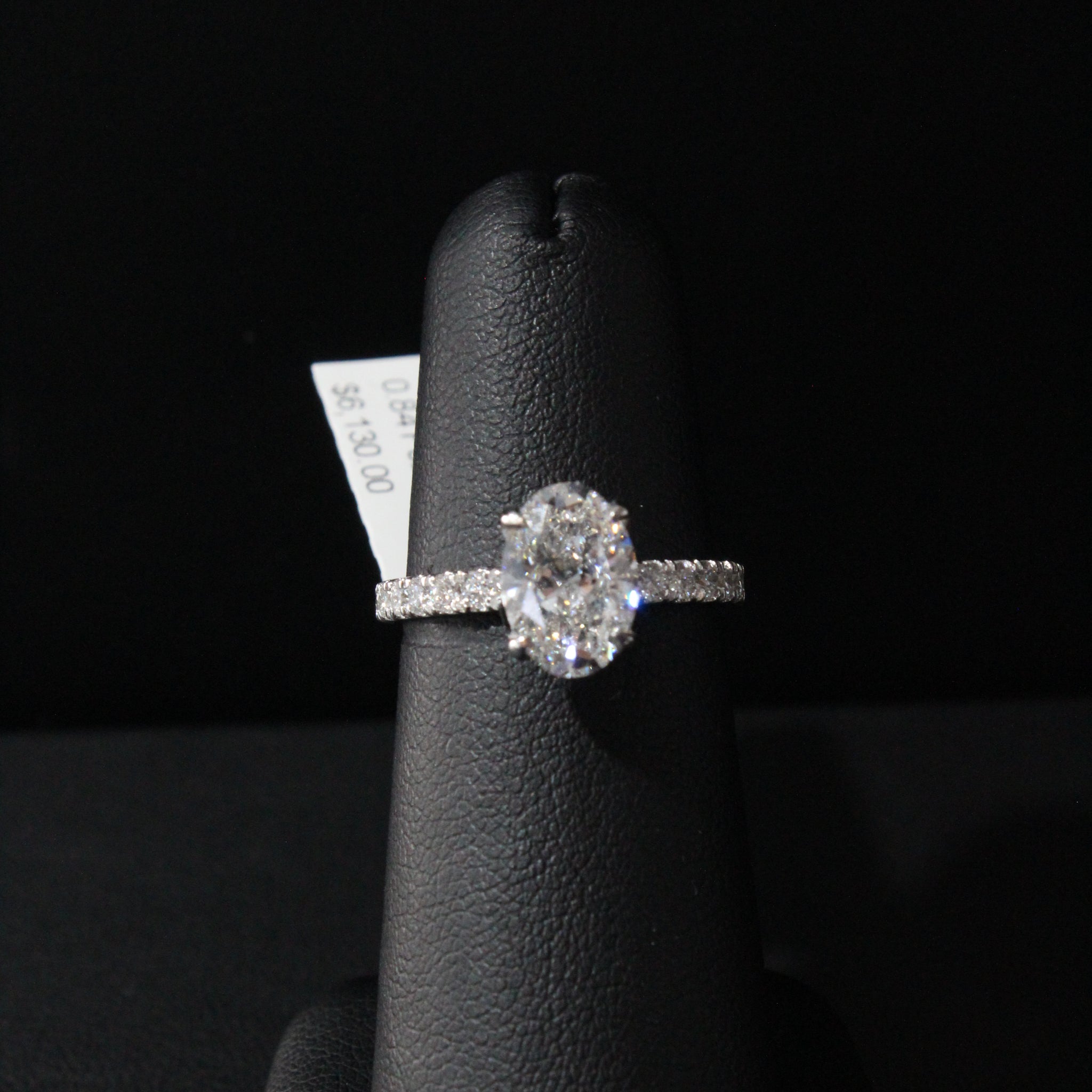 WG Lab Grown Diamond Oval Ring 2.02 VS1 F  DW 0.84