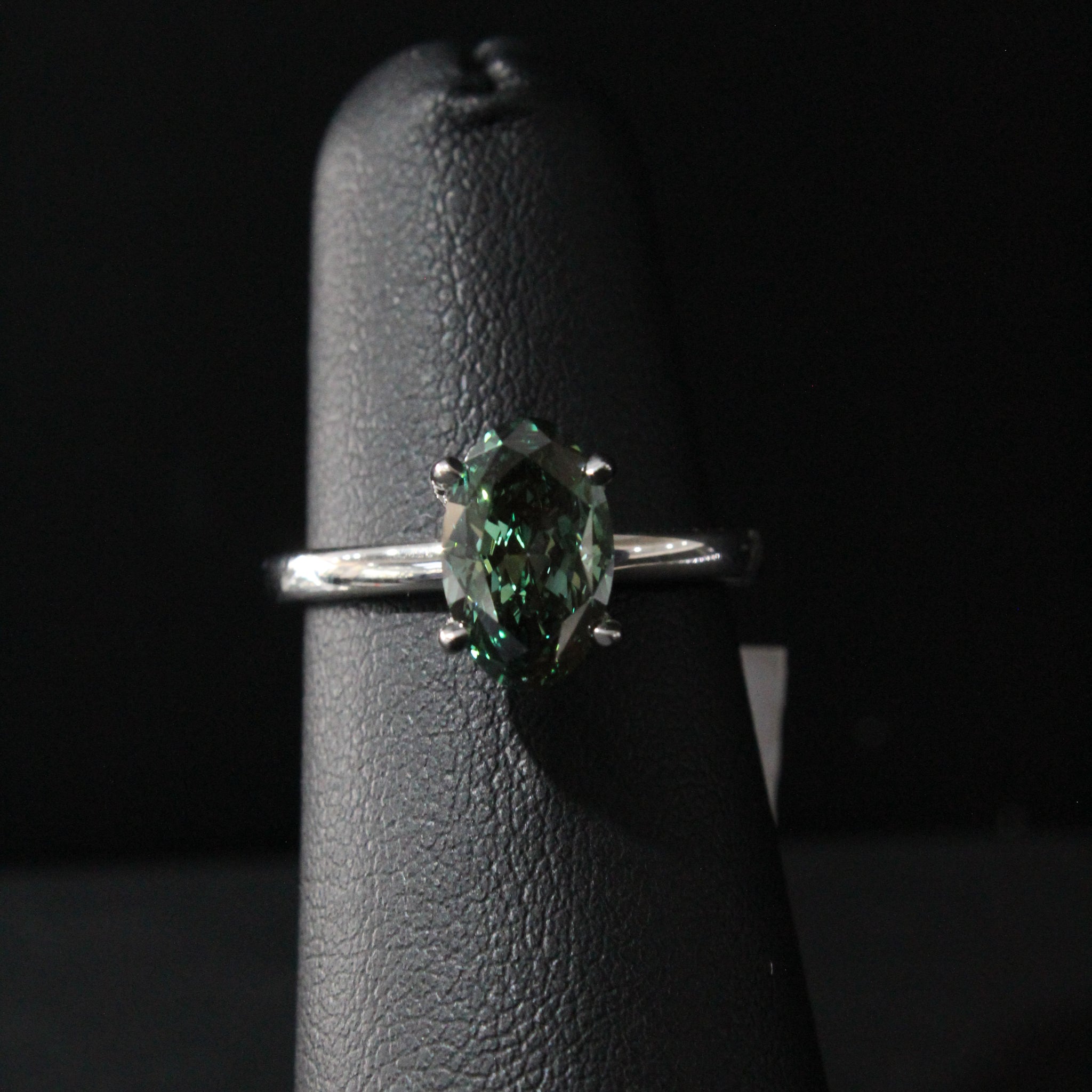 WG Lab Grown Diamond Green Oval Ring 2.12ctw