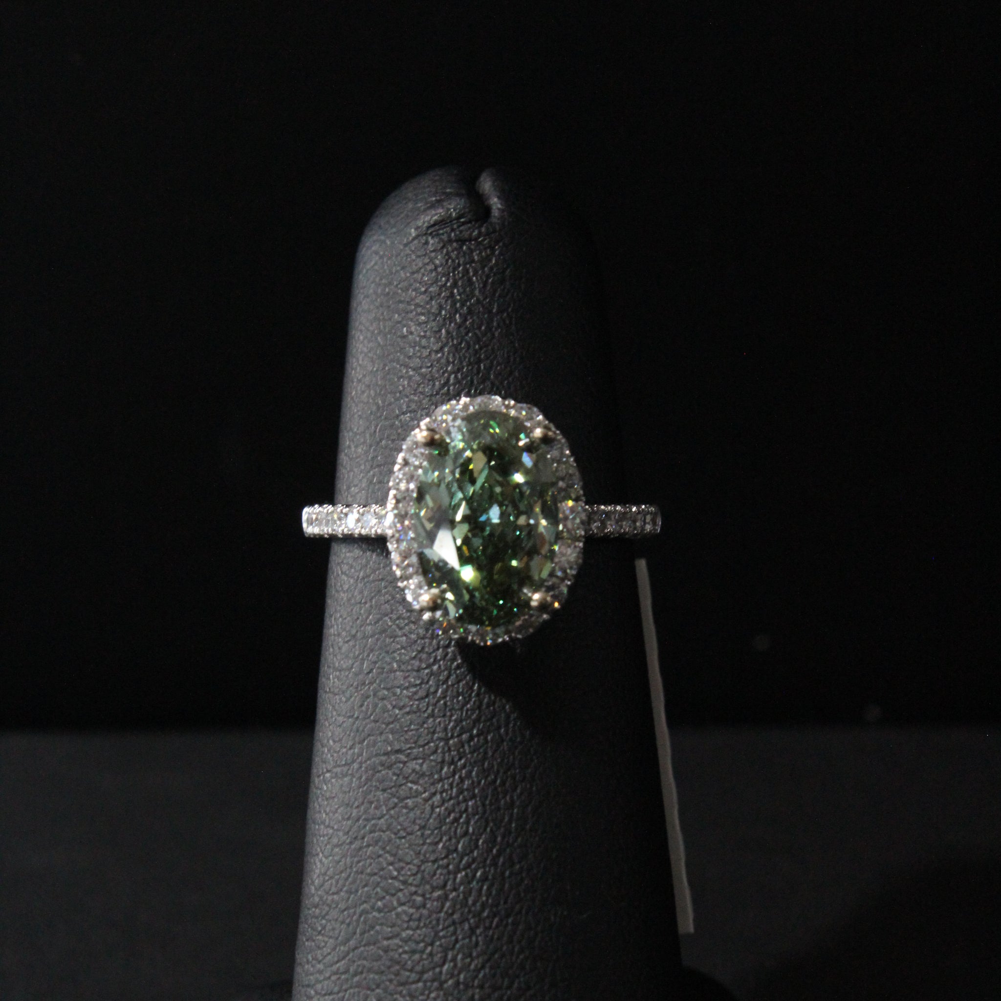 Lab Grown Green Oval Diamond Ring VS1 3.06ct DW 0.63ctw