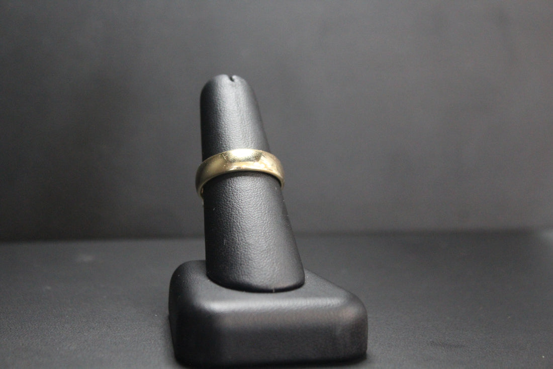 14K YG Band 7.2g