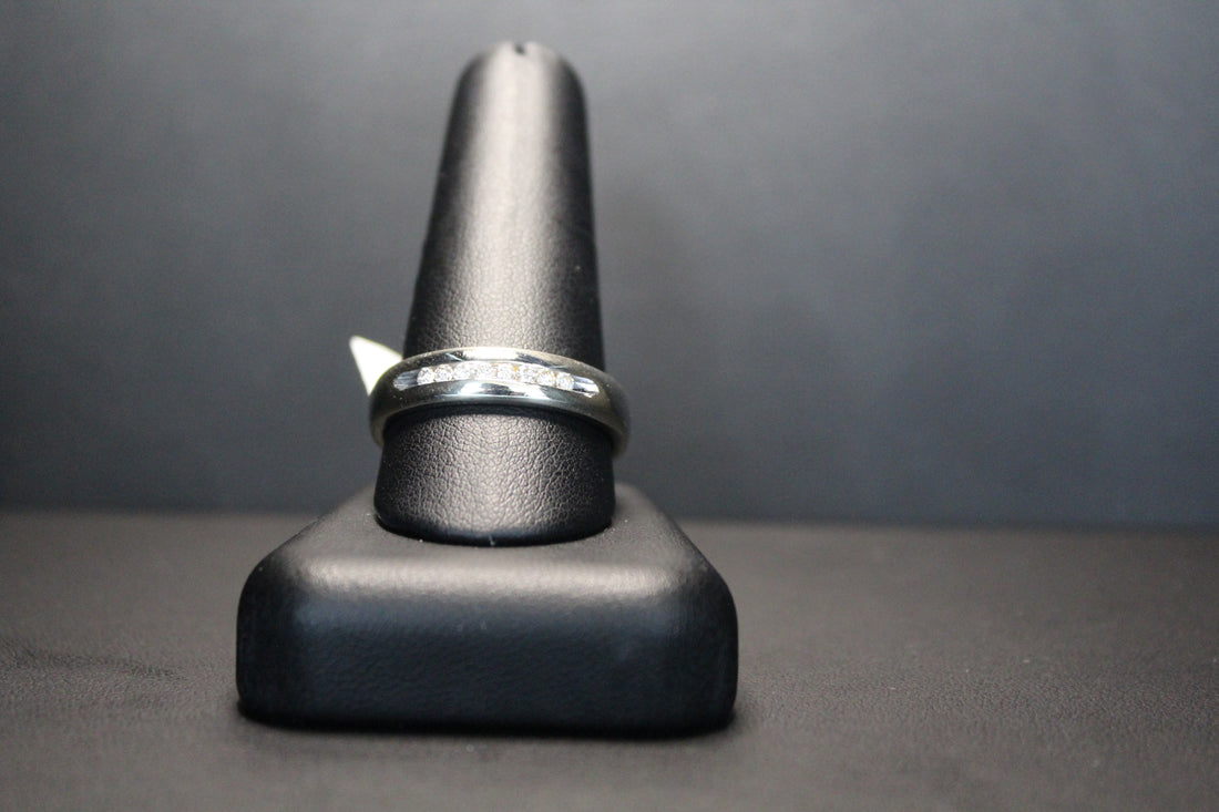 14K WG Diamond Band 7.5g